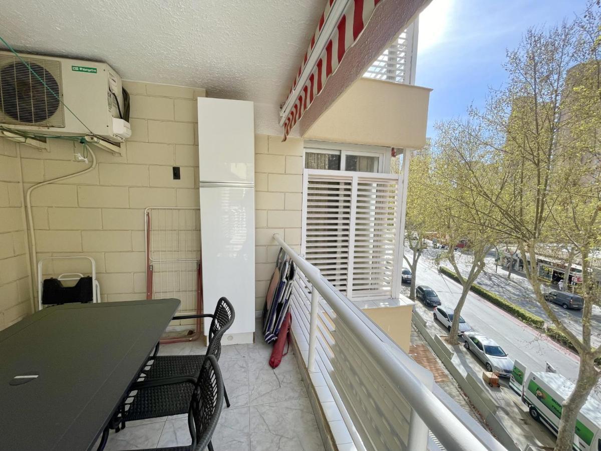 Magnificent Mediterraneo Apartment Бенидорм Екстериор снимка