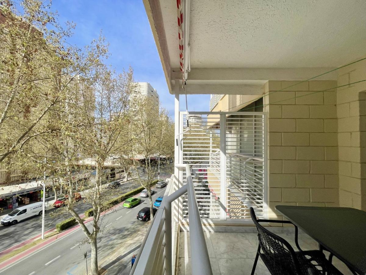 Magnificent Mediterraneo Apartment Бенидорм Екстериор снимка