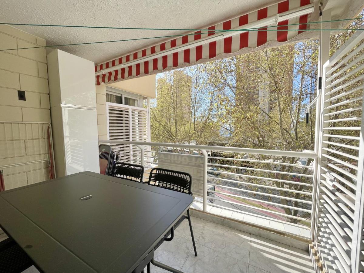 Magnificent Mediterraneo Apartment Бенидорм Екстериор снимка